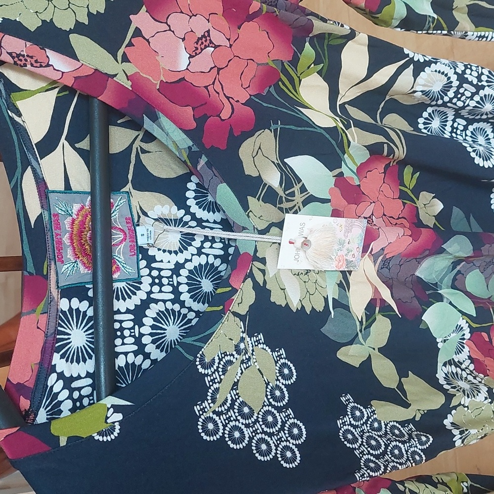 Johnny Was v neck shirt